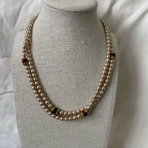 Beautiful vintage cream pearl necklace, red glass beads with gold findings